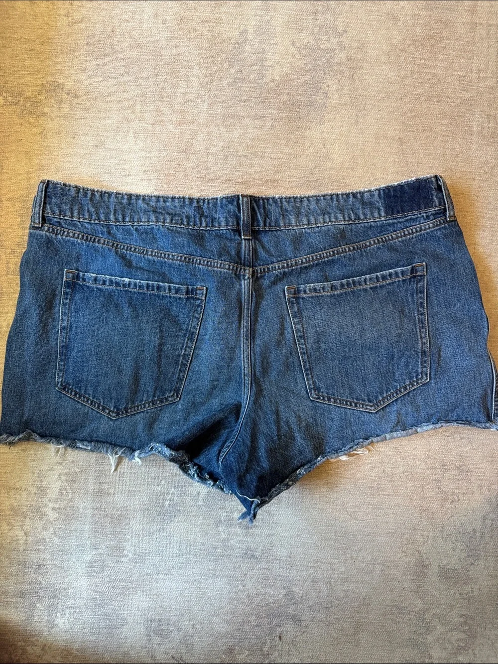 Hollister Low-Rise Denim Baggy Short